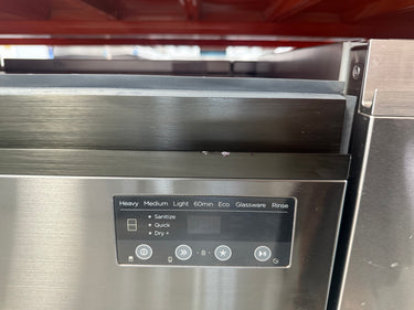 Factory second Fisher & Paykel Built-Under Double DishDrawer™ Dishwasher – Black Stainless Steel  Model: DD60D2NB9